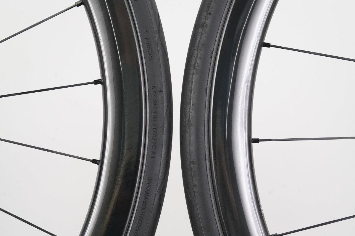 Campagnolo Hyperon Carbon Tubeless Clincher Disc Brake Wheelset 11 Speed