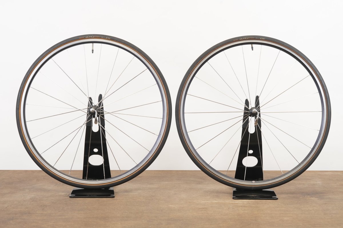 Campagnolo Neutron Alloy Clincher Rim Brake Wheelset Campagnolo 10 Speed