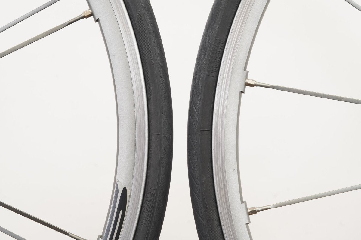 Campagnolo Shamal Ultra Alloy Clincher Rim Brake Wheelset Campagnolo 11 Speed