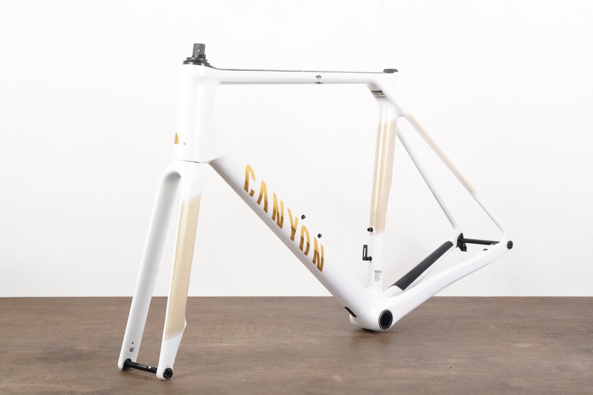 *Damaged* 2024 L (Large) Canyon Endurace CFR Di2 Carbon Disc Brake Road Frameset