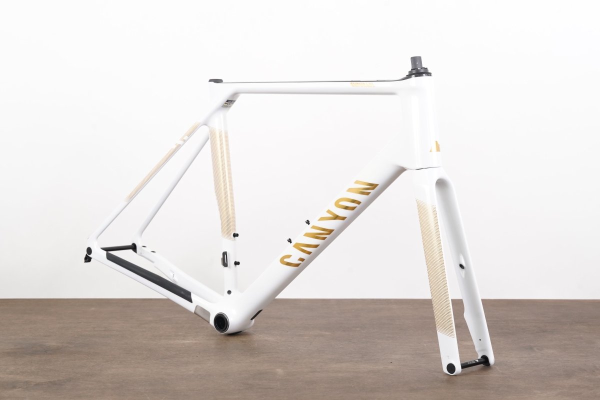 *Damaged* 2024 L (Large) Canyon Endurace CFR Di2 Carbon Disc Brake Road Frameset