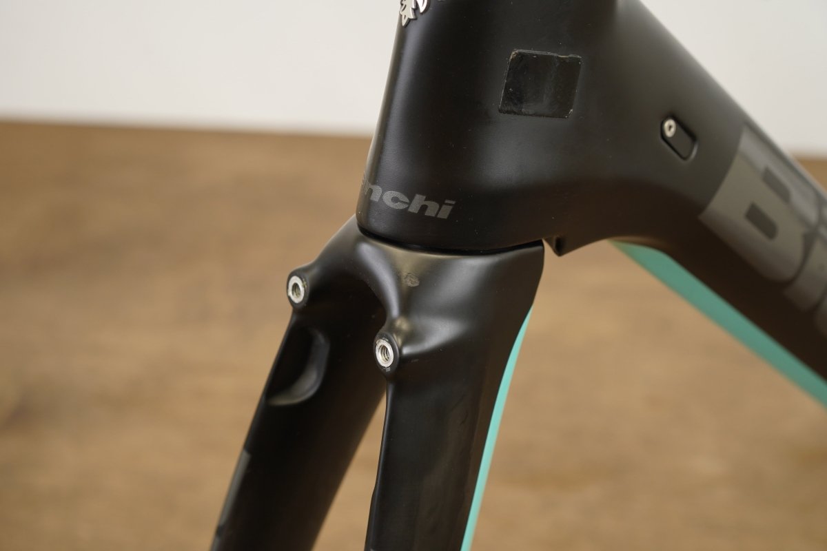*Damaged* 59cm Bianchi Oltre XR4 CV Carbon Aero Rim Brake Road Frameset