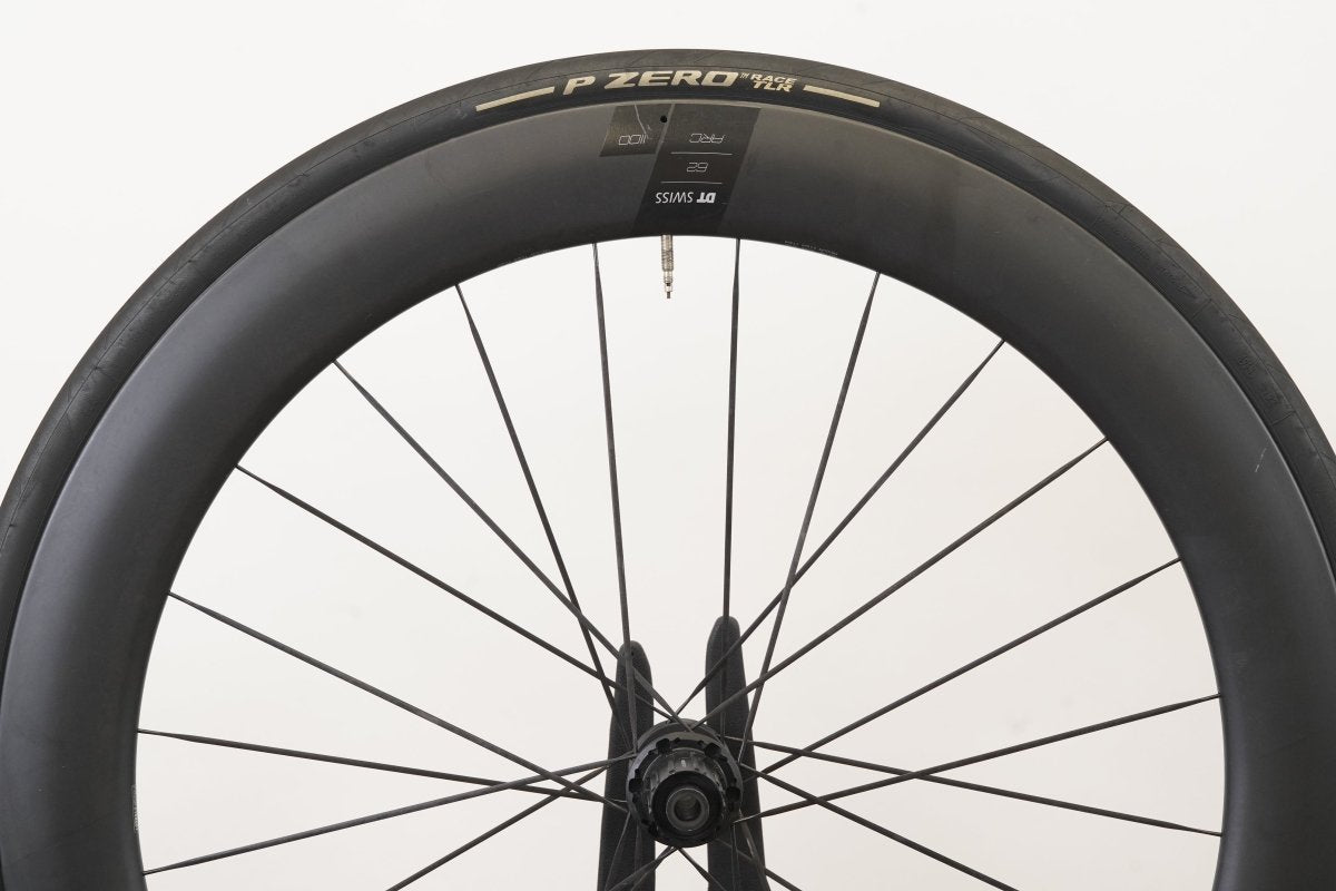 DT Swiss ARC 1100 DICUT Carbon Tubeless Disc Wheelset Shimano/SRAM 11 Speed