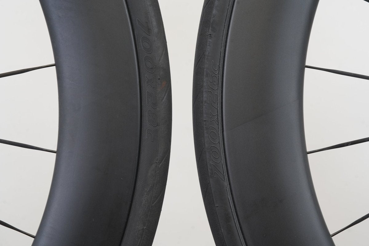 DT Swiss ARC 1100 DICUT Carbon Tubeless Disc Wheelset Shimano/SRAM 11 Speed