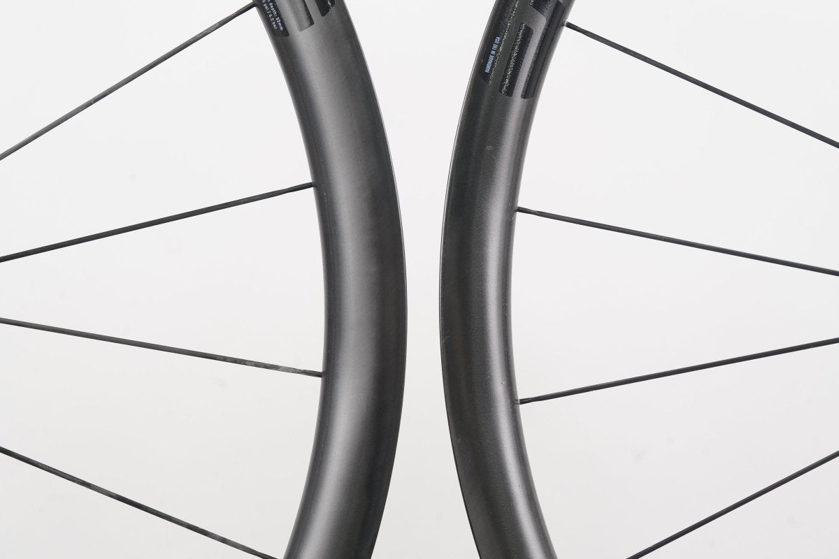 ENVE 2.3 SES Innerdrive Carbon Tubeless Clincher Disc Wheelset SRAM XDR 12 Speed