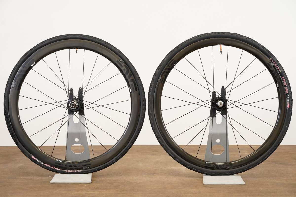 ENVE 3.4 SES Chris King R45D Disc Carbon Tubeless Clincher Disc Wheelset 11 Speed