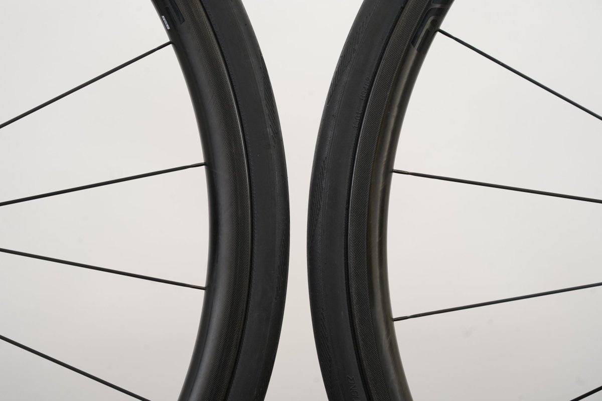 ENVE SES 2.2 Gen 2 DT Swiss 240s Carbon Tubeless Rim Brake Wheelset 11 Speed