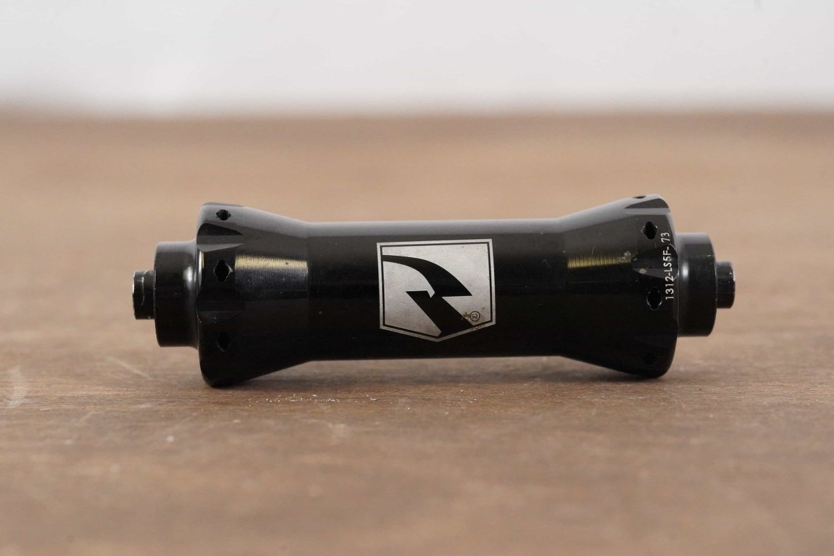 FRONT Reynolds Attack 16 Hole QRx100 Hub