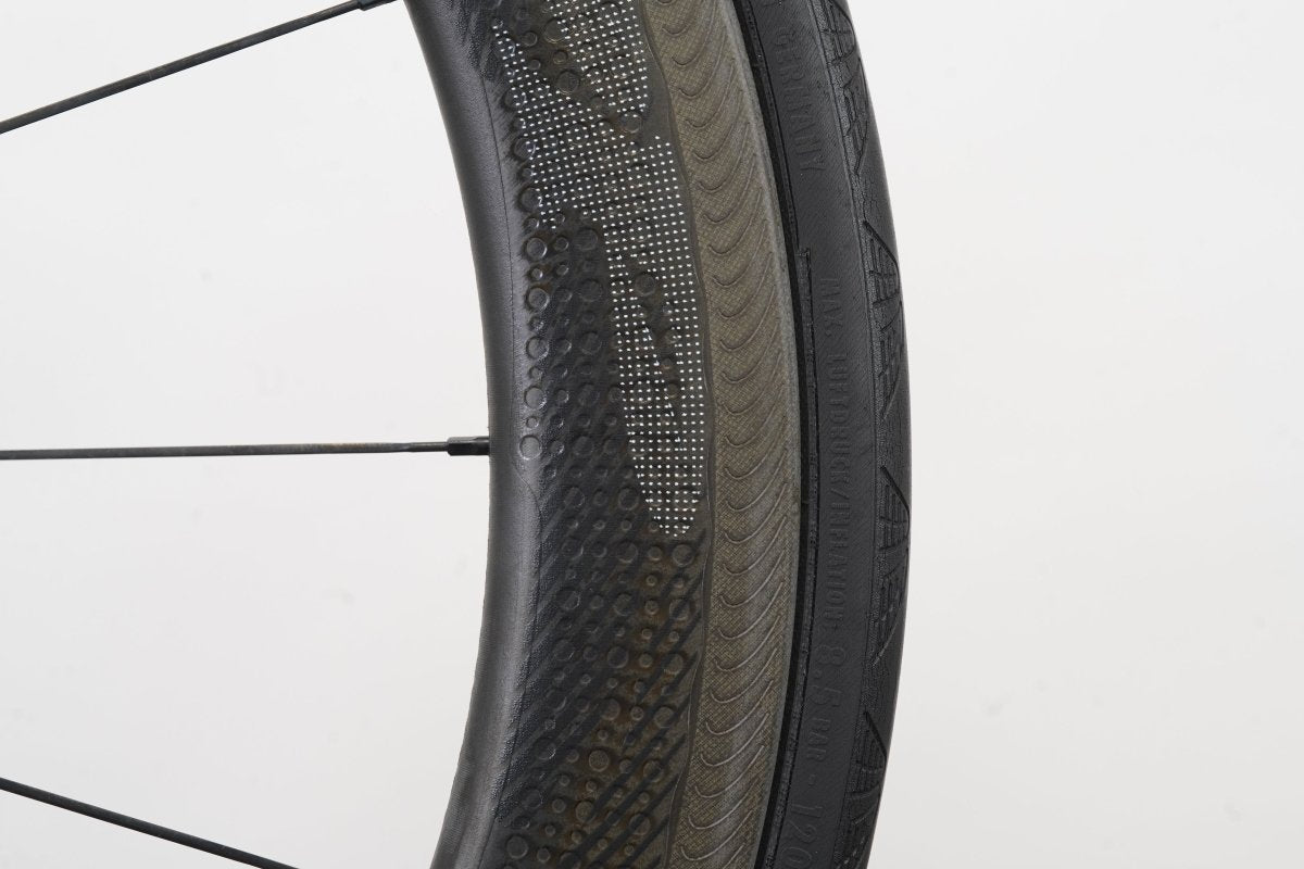FRONT Zipp 404 NSW Cognition Carbon Clincher Rim Brake Wheel