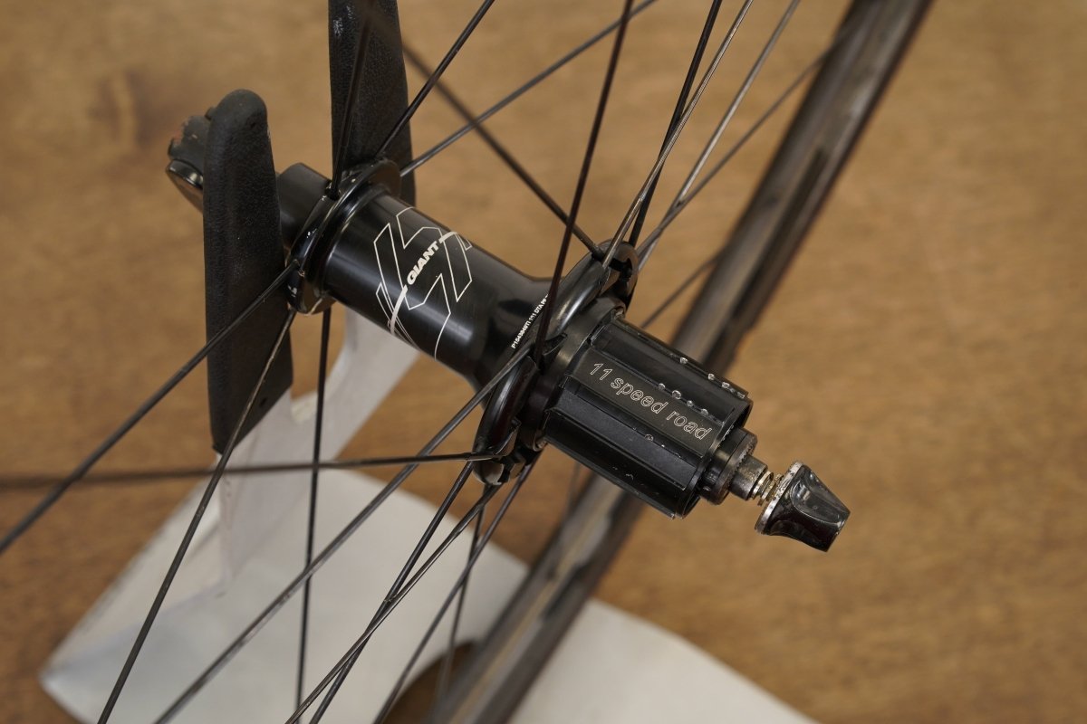 Giant SLR 1 Carbon Tubeless Rim Brake Wheelset Shimano/SRAM 11 Speed