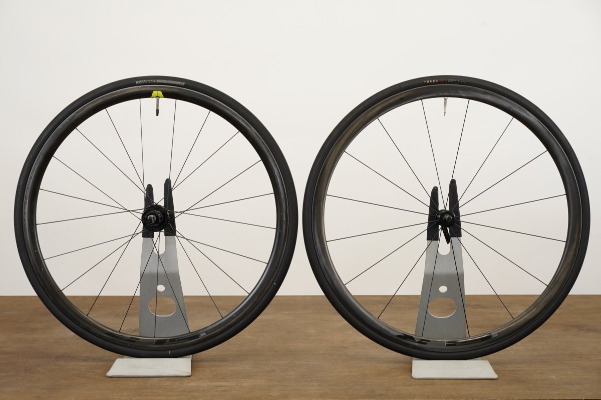 Giant SLR 1 Carbon Tubeless Rim Brake Wheelset Shimano/SRAM 11 Speed