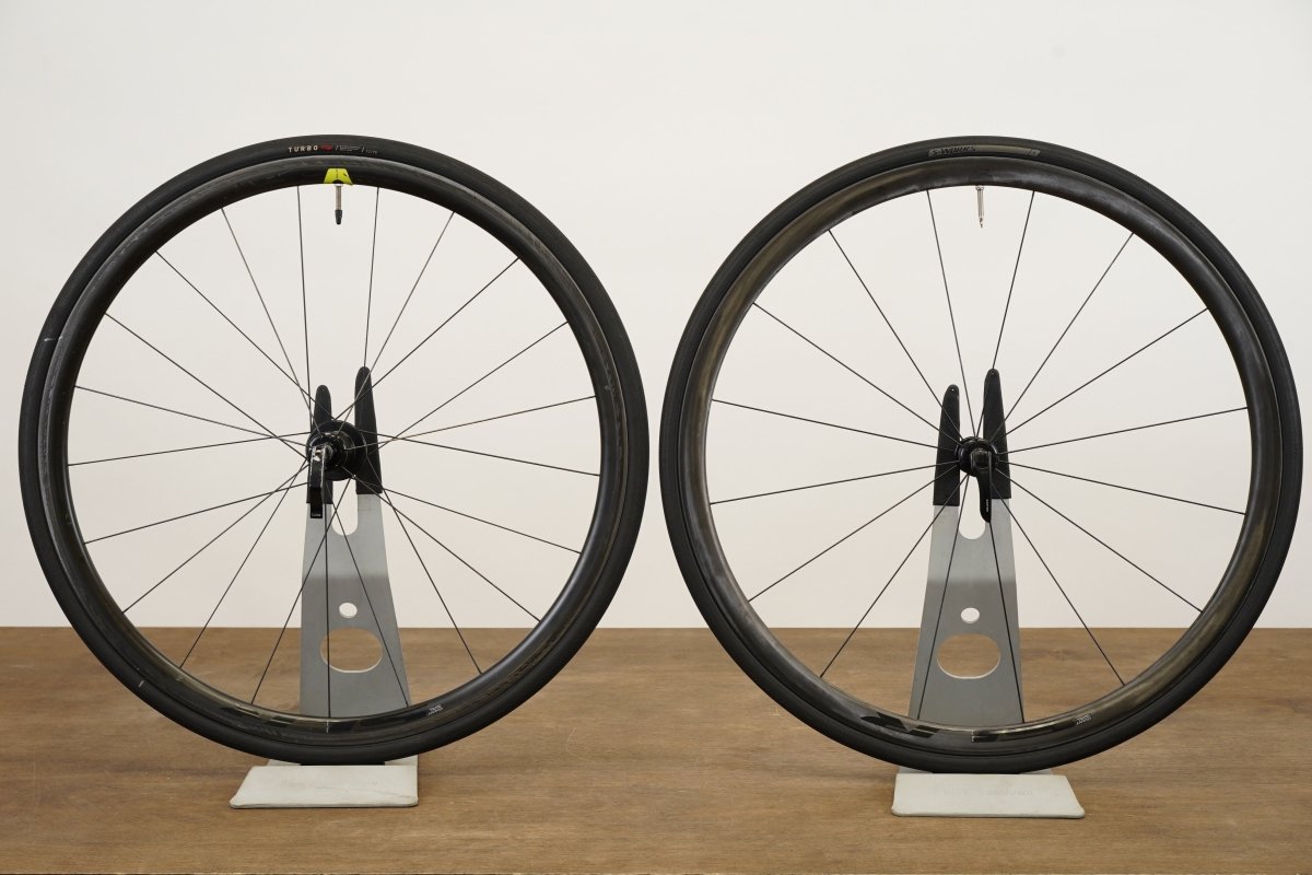 Giant SLR 1 Carbon Tubeless Rim Brake Wheelset Shimano/SRAM 11 Speed