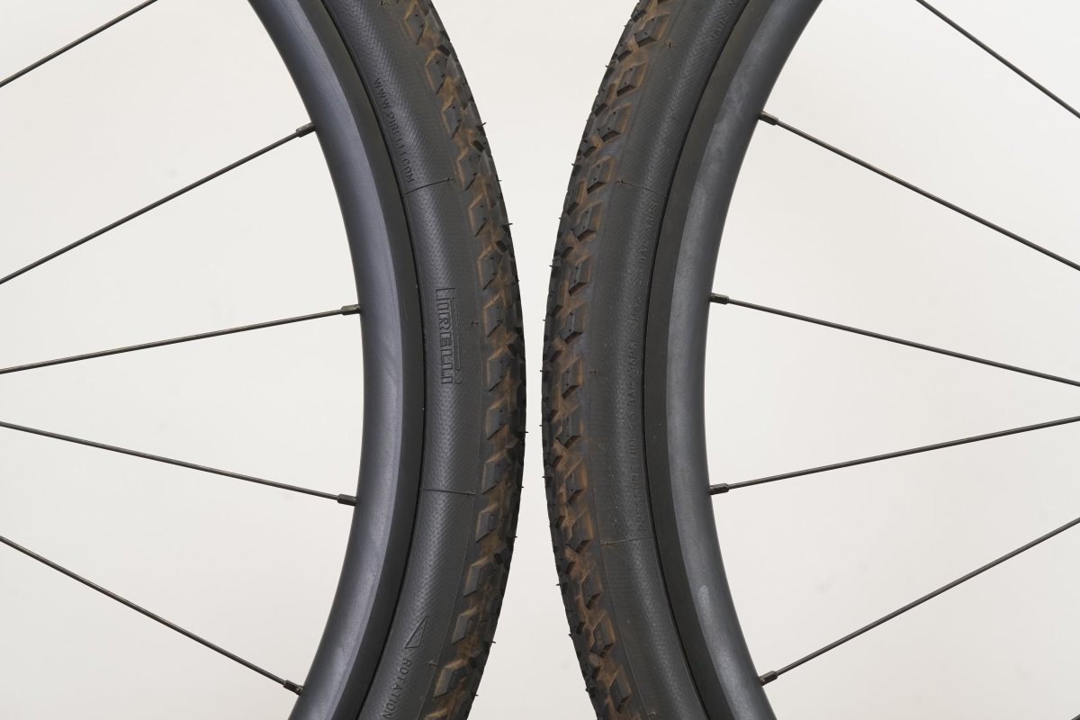 HED Ardennes Alloy Disc Brake Tubeless Clincher Wheelset Shimano/SRAM 11 Speed