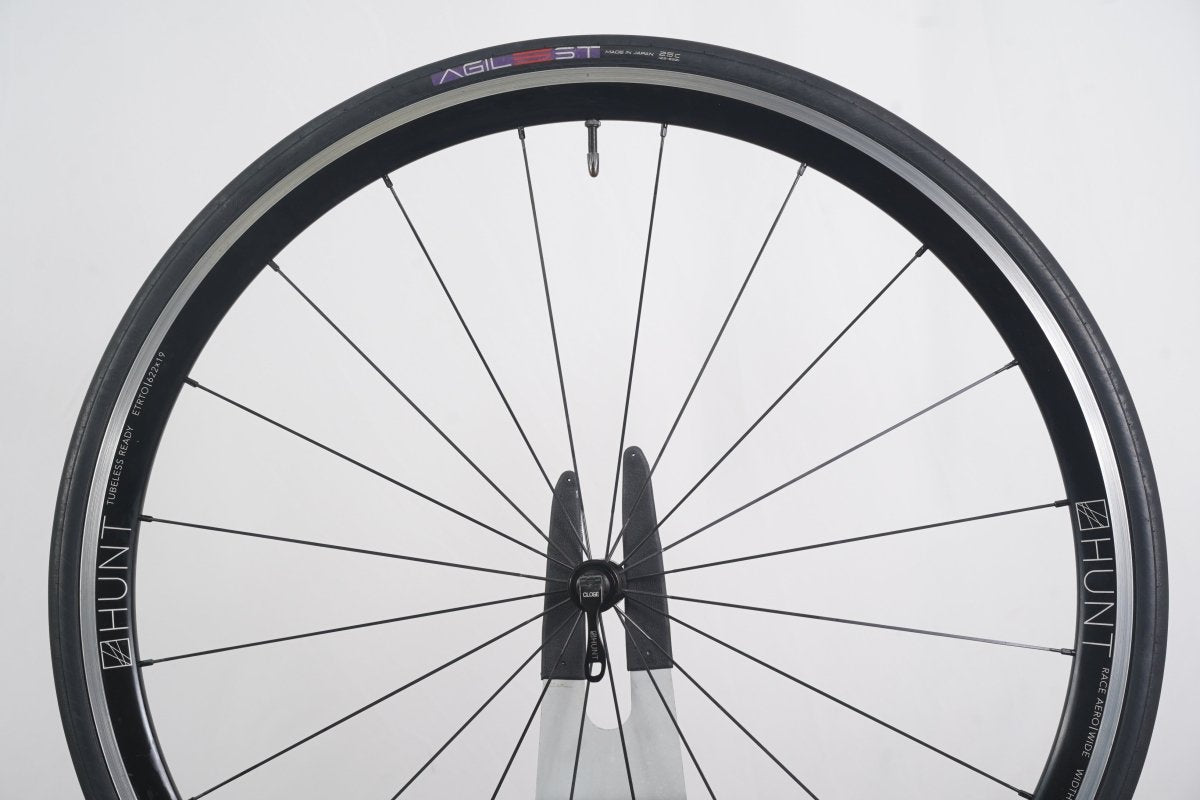 Hunt Race Aero Alloy Tubeless Clincher Rim Brake Wheelset Shimano/SRAM 11 Speed
