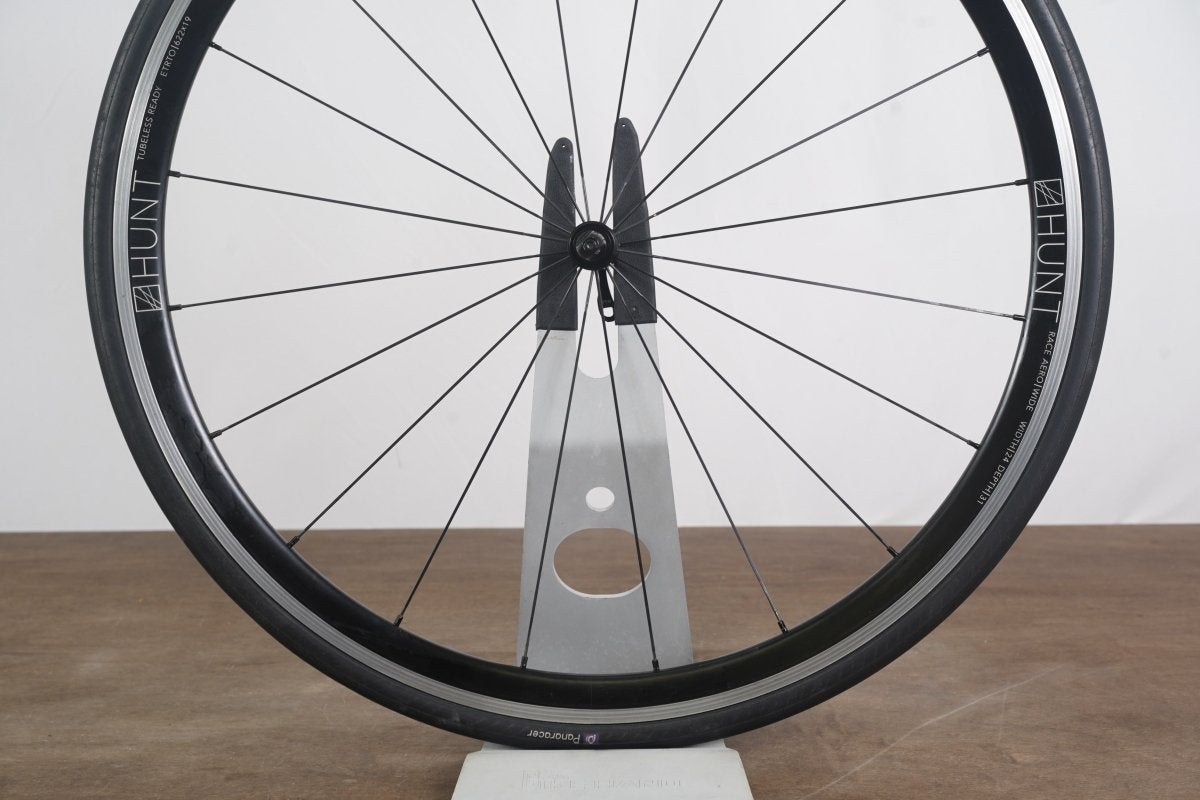 Hunt Race Aero Alloy Tubeless Clincher Rim Brake Wheelset Shimano/SRAM 11 Speed