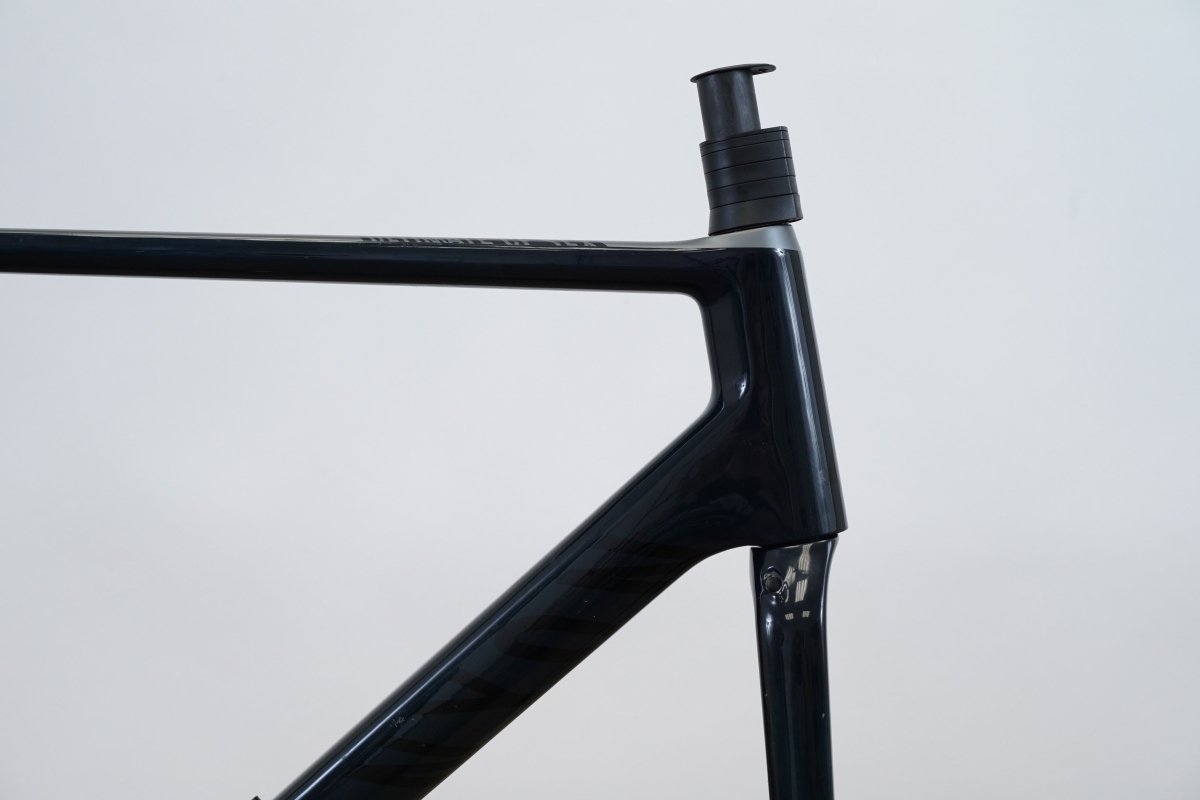 L (Large) Canyon Ultimate CF SLX Carbon Disc Brake Road Frameset *Repaired*