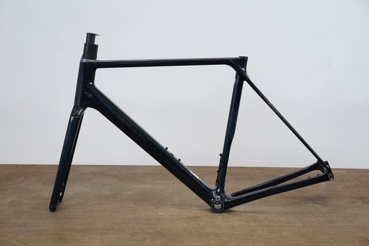 L (Large) Canyon Ultimate CF SLX Carbon Disc Brake Road Frameset *Repaired*