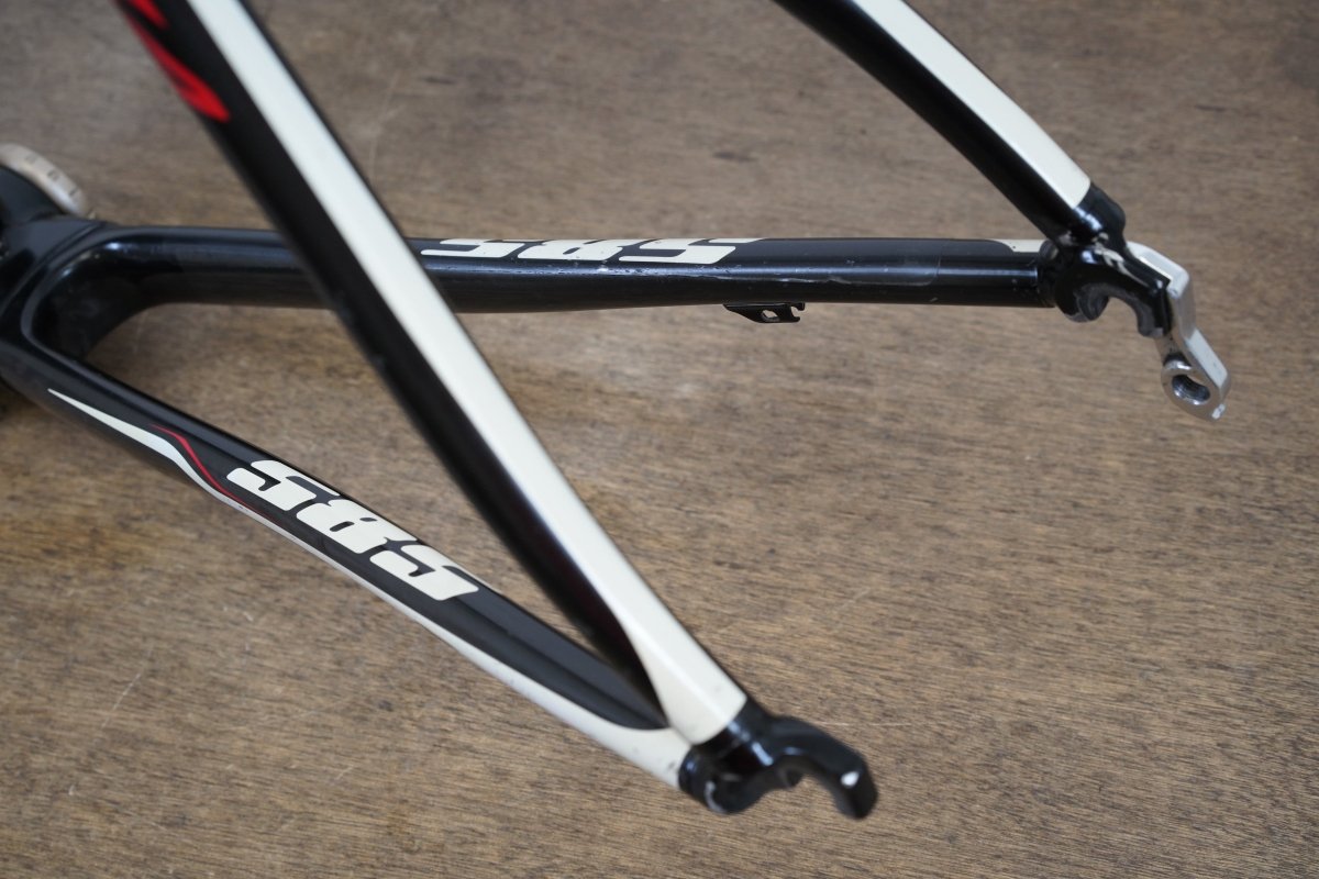 L (Large) LOOK 585 Ultra Carbon Rim Brake Road Frameset