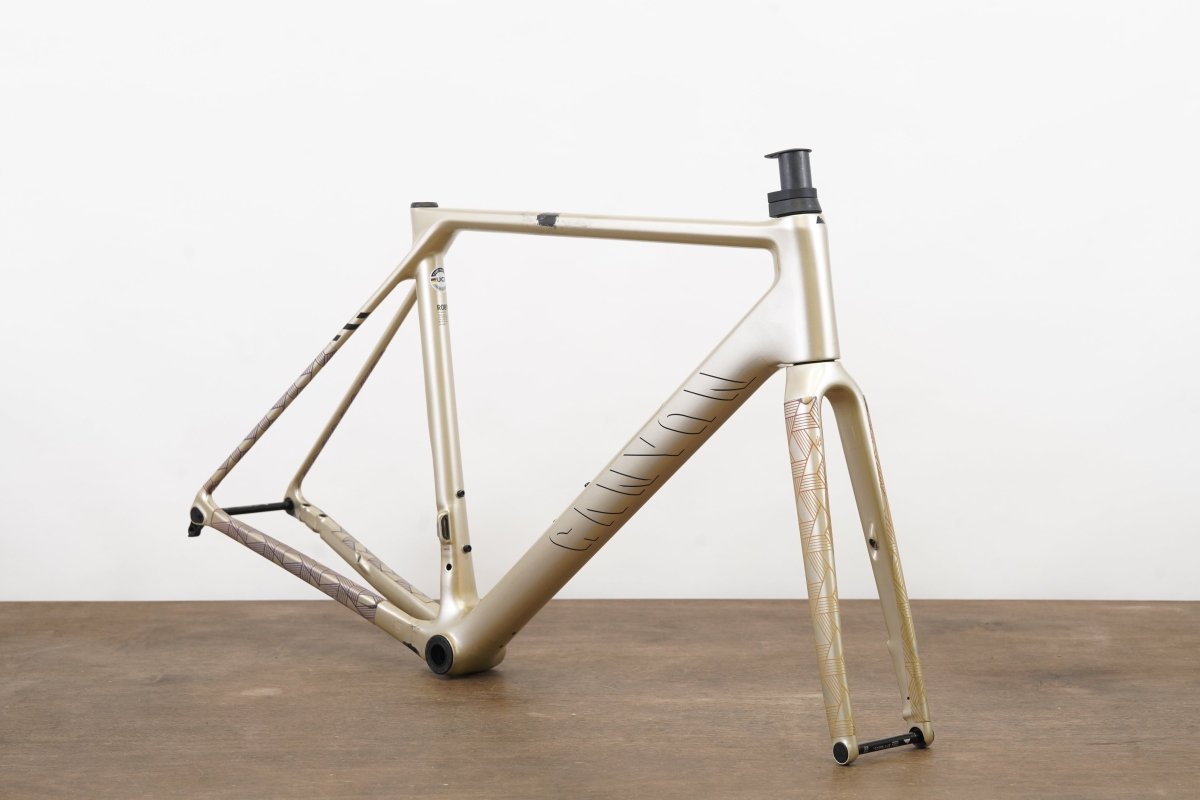 M (Medium) Canyon Ultimate CFR Carbon Disc Brake Road Frameset *Repaired*