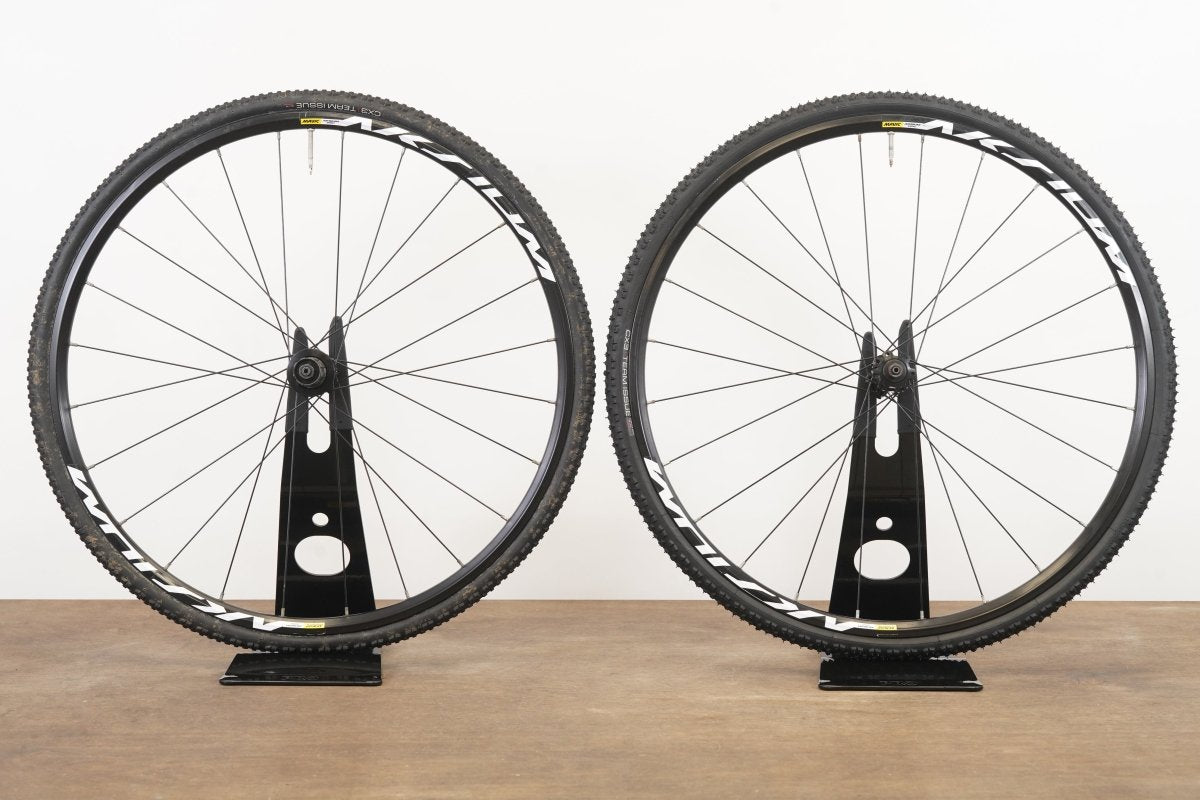 Mavic Aksium Alloy Disc Brake Clincher Wheelset Shimano/SRAM 11 Speed