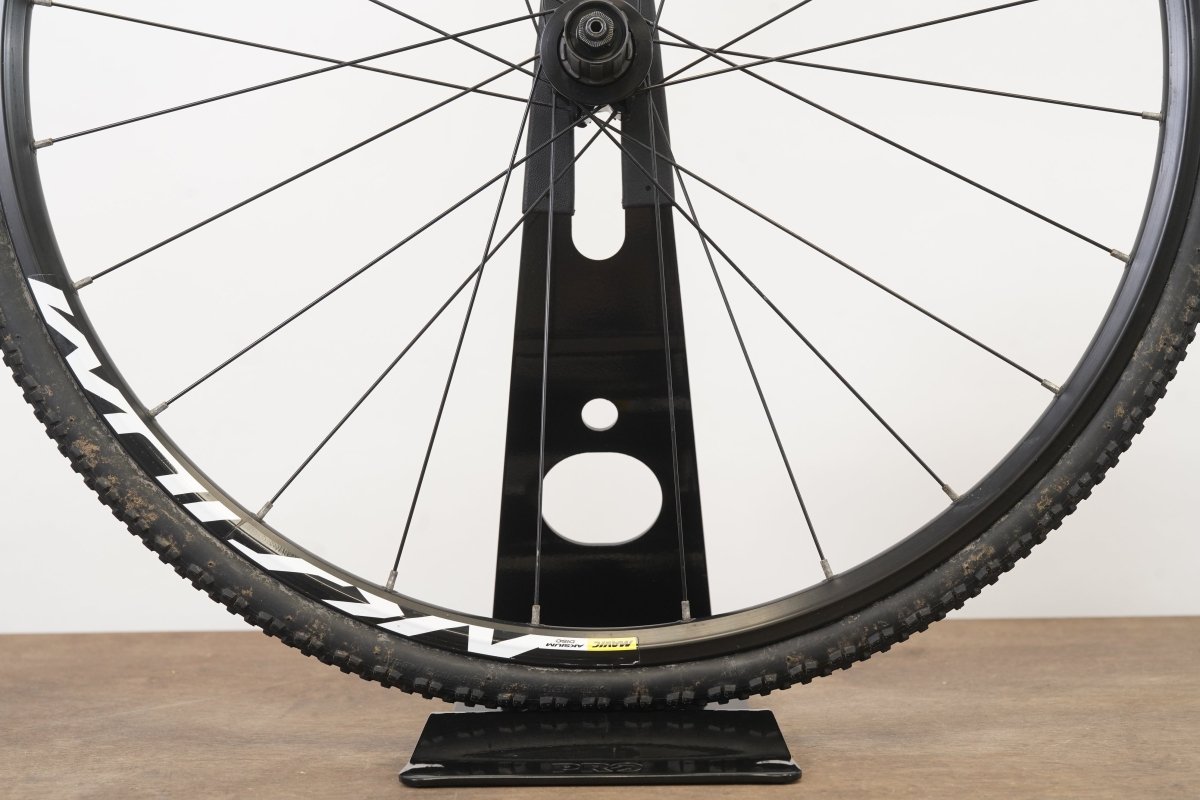 Mavic Aksium Alloy Disc Brake Clincher Wheelset Shimano/SRAM 11 Speed