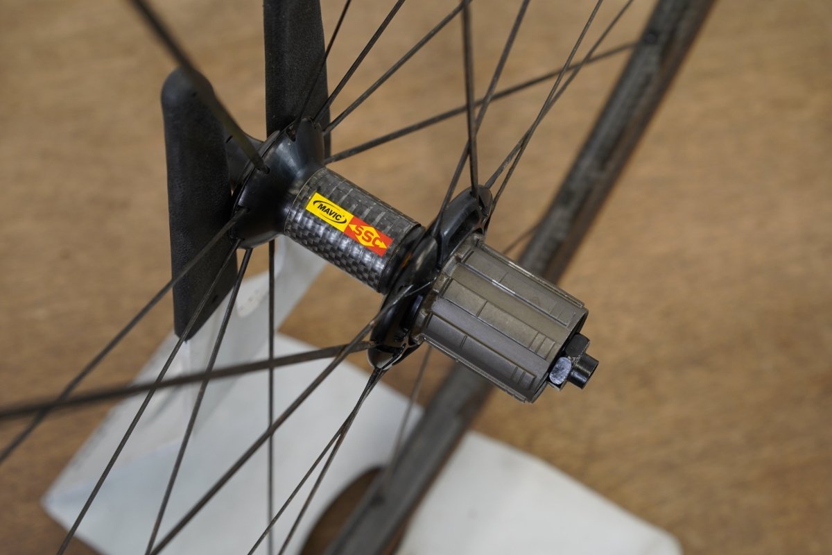 Mavic Cosmic Carbone 40 Carbon Clincher Rim Brake Wheelset 11 Speeed