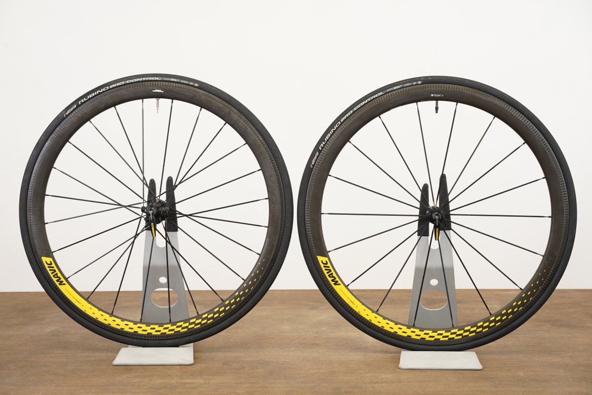 Mavic Cosmic Pro Carbone SL Clincher Rim Brake Wheelset Campagnolo 11 Speed