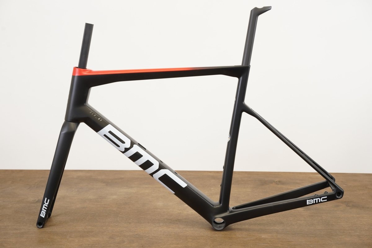 NEW 2021 58cm BMC Teammachine SLR01 Disc Team Frameset CBN-WHT-RED