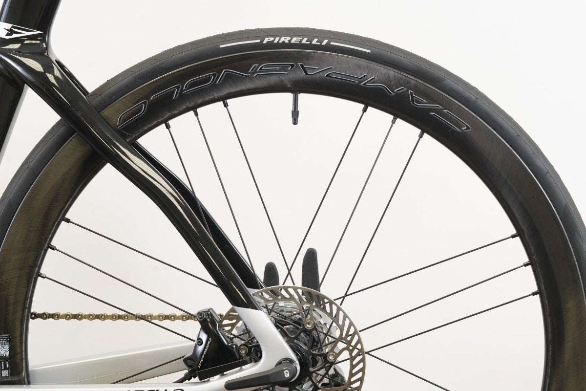 NEW 2023 57.5cm Pinarello Dogma F Campagnolo WRL Bora WTO Carbon Disc Bike