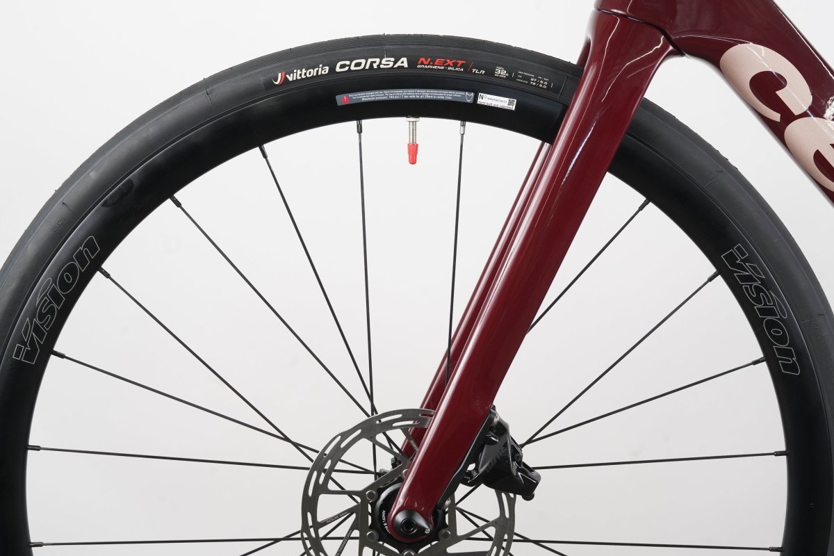 NEW 2025 56cm Cervelo Caledonia 5 Carmine Rival AXS Carbon Disc Road Bike