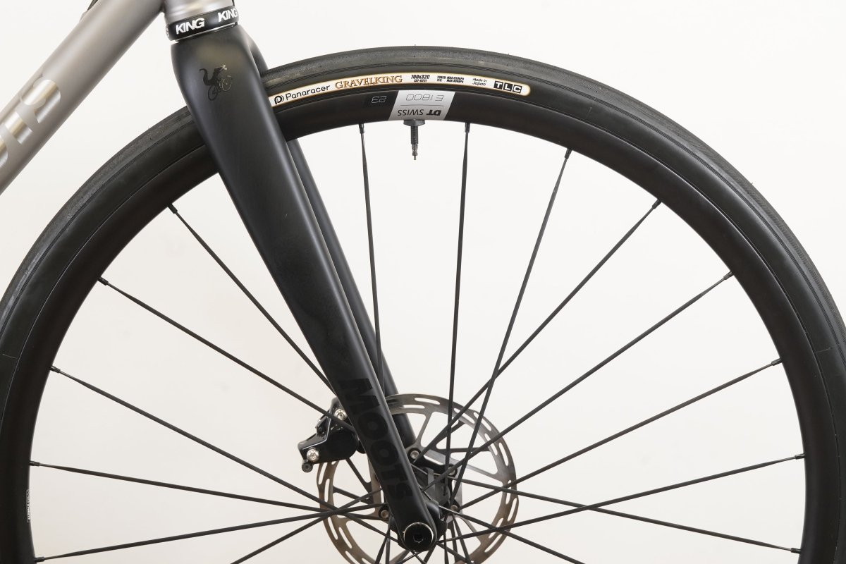NEW 57cm Moots Vamoots 33 SRAM Rival eTap AXS Titanium Disc Brake Road Bike