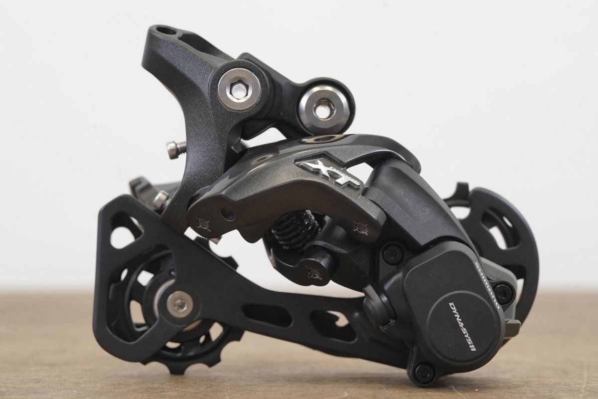 NEW Shimano XT RD-M8000-GS Shadow 11 Speed Mechanical Rear Derailleur 8000
