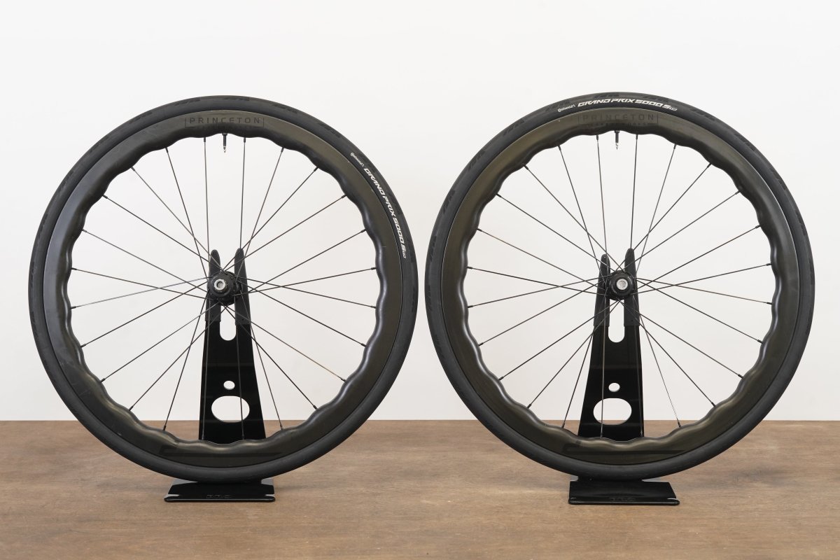 Princeton CarbonWorks Grit 4540 White Industries CLD Tubeless Carbon Disc Wheelset