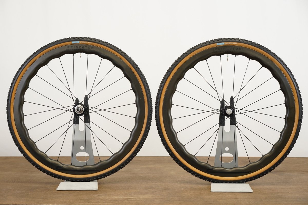 Princeton CarbonWorks Grit 4540 White Industries CLD Tubeless Carbon Disc Wheelset