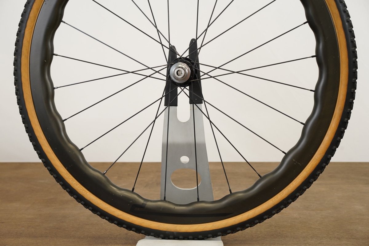 Princeton CarbonWorks Grit 4540 White Industries CLD Tubeless Carbon Disc Wheelset