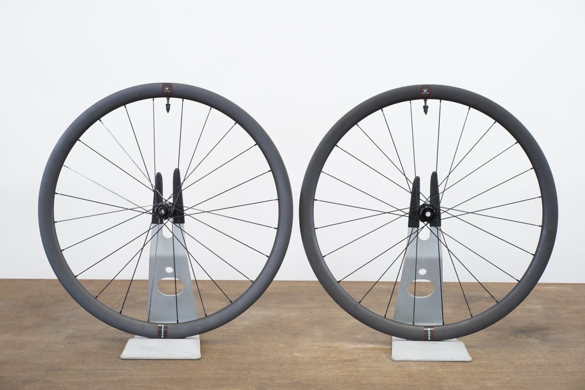Reserve 35 DT Swiss 350 Tubeless Disc Brake Wheelset Shimano/SRAM 11 Speed