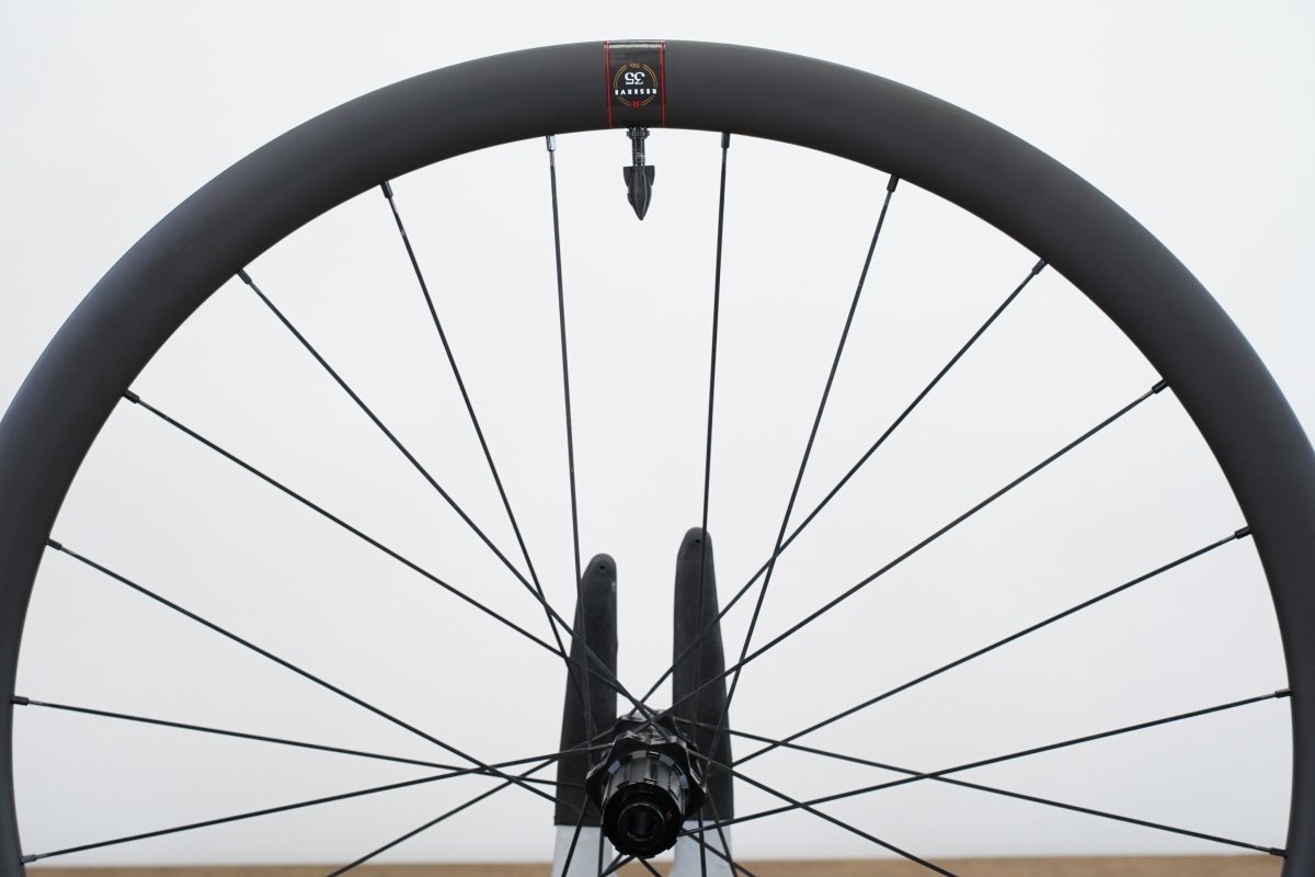 Reserve 35 DT Swiss 350 Tubeless Disc Brake Wheelset Shimano/SRAM 11 Speed