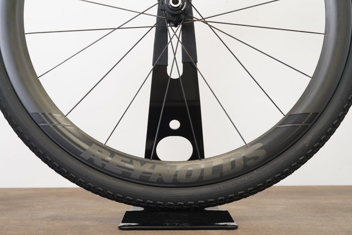 Reynolds 46 Aero Industry Nine Torch Carbon Tubeless Disc Brake Wheelset 11 Speed