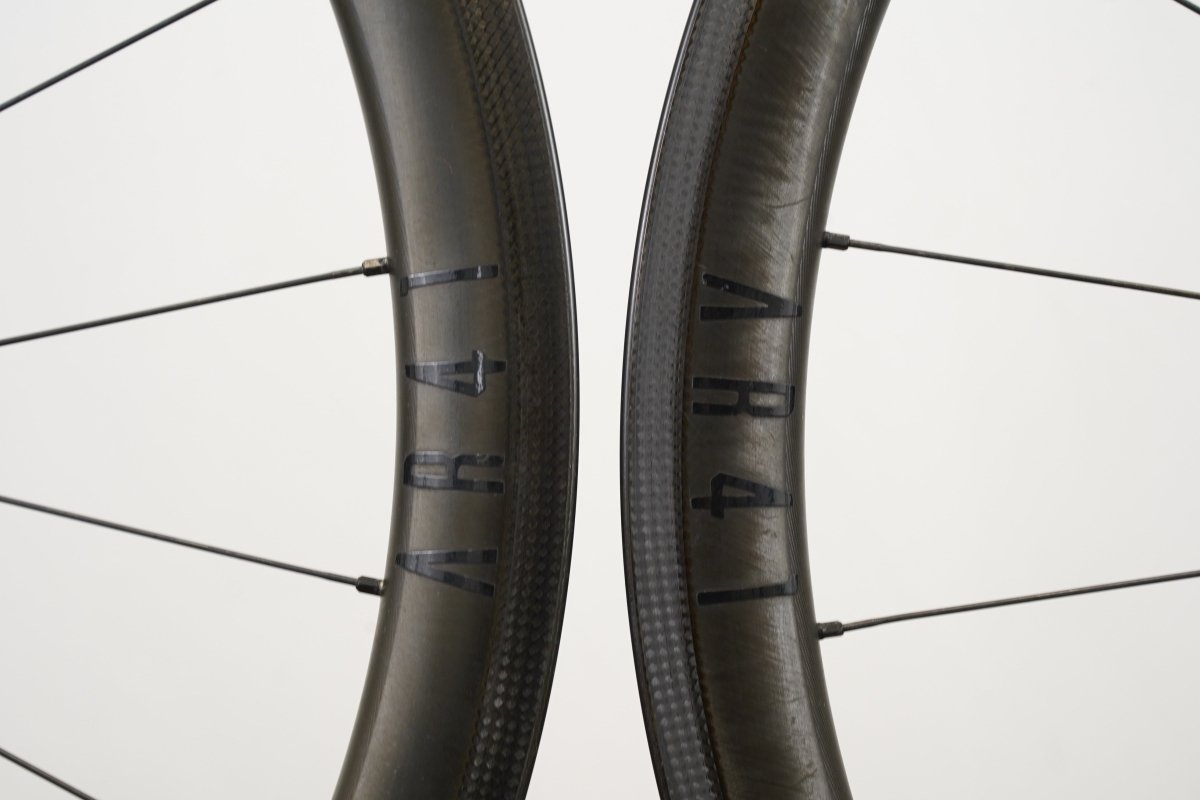 Reynolds AR41 Carbon Tubeless Clincher Rim Brake Wheelset 11 Speed AR 41