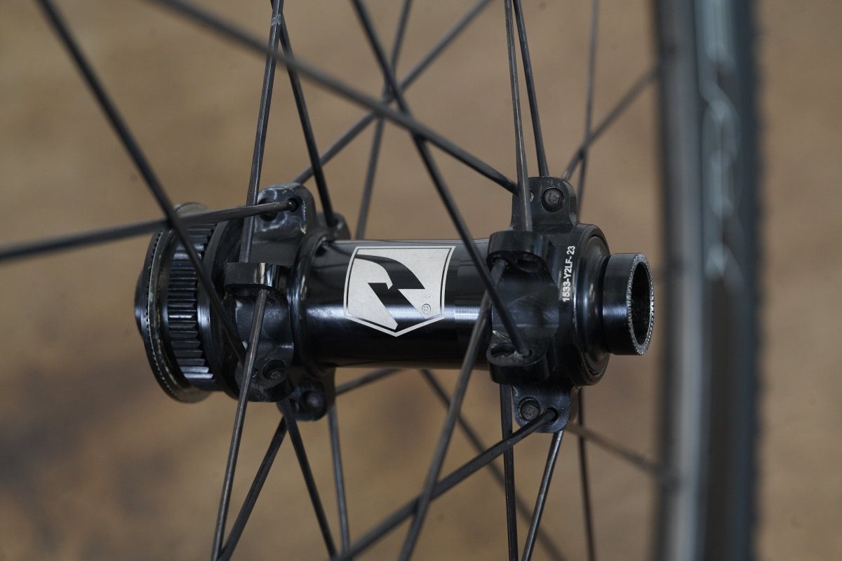 Reynolds Assault SLG Carbon Tubeless Clincher Disc Brake Wheelset 11 Speed