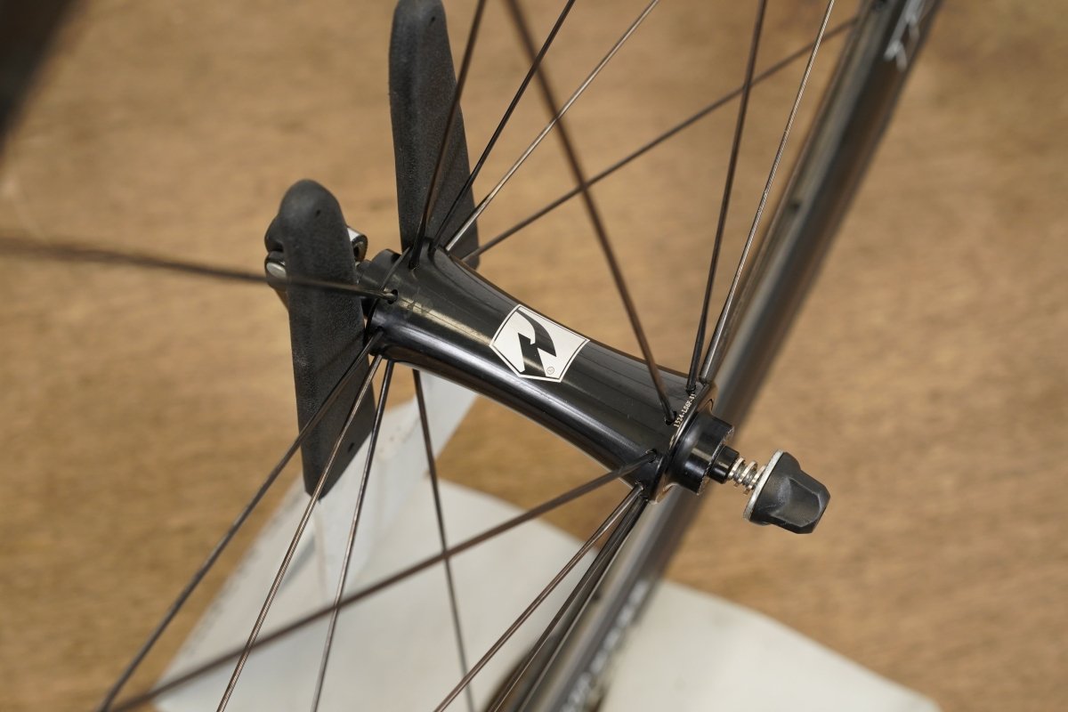 Reynolds Assault SLG Carbon Tubeless Clincher Rim Brake Wheelset 11 Speed