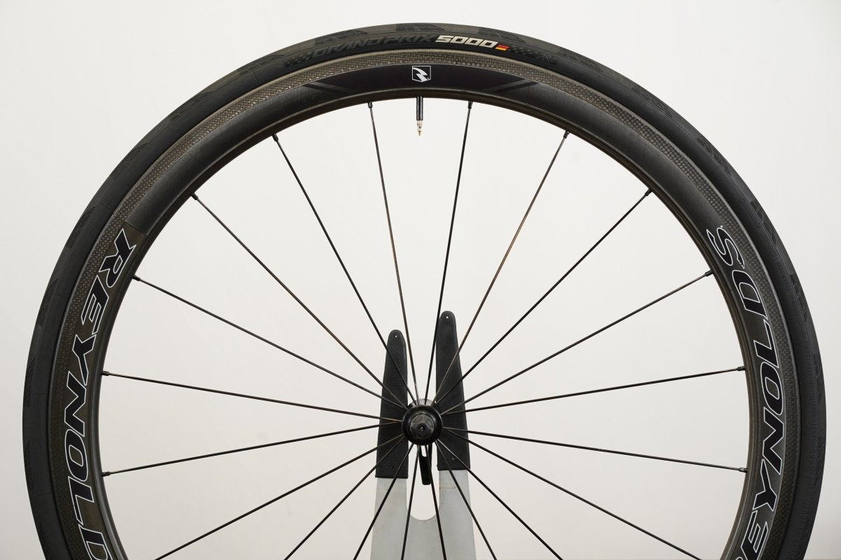 Reynolds Assault SLG Carbon Tubeless Clincher Rim Brake Wheelset 11 Speed