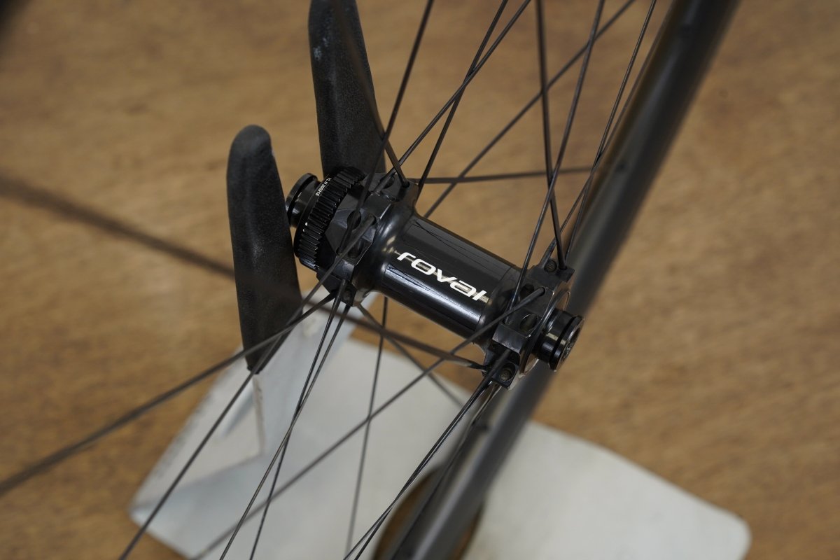 Roval Alpinist CL Carbon Tubeless Disc Brake Wheelset Shimano/SRAM 11 Speed