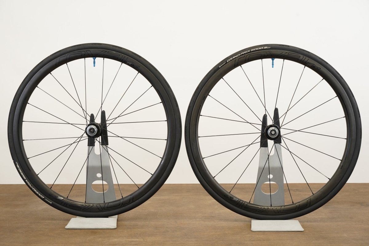 Roval CLX 32 Carbon Tubeless Clincher Disc Brake Wheelset Shimano/SRAM 11 Speed