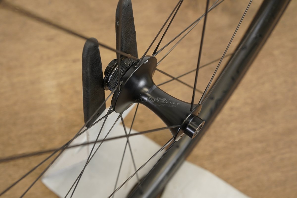 Roval CLX 32 Carbon Tubeless Clincher Disc Brake Wheelset Shimano/SRAM 11 Speed
