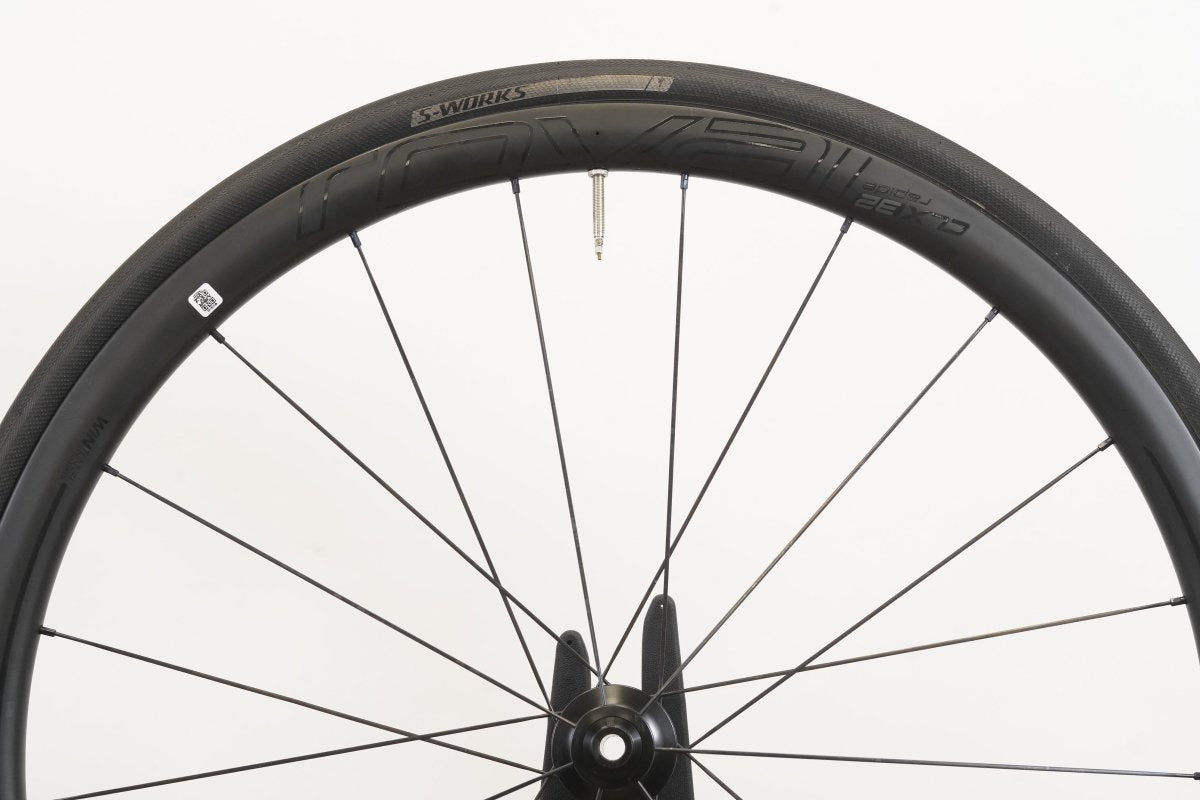 Roval CLX 32 Carbon Tubeless Clincher Disc Brake Wheelset Shimano/SRAM 11 Speed