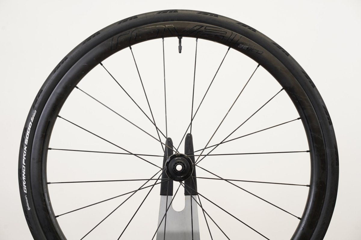 Roval CLX 32 Carbon Tubeless Clincher Disc Brake Wheelset SRAM XDR 12 Speed
