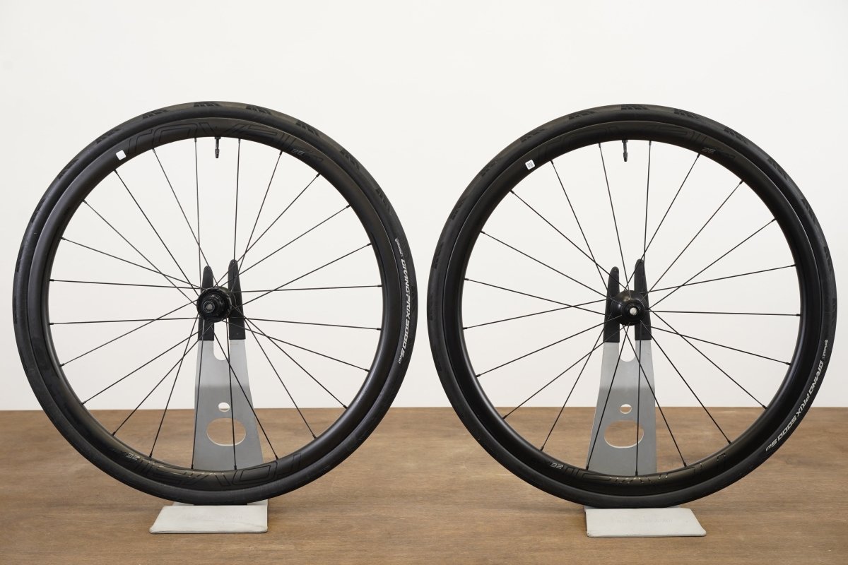 Roval CLX 32 Carbon Tubeless Clincher Disc Brake Wheelset SRAM XDR 12 Speed