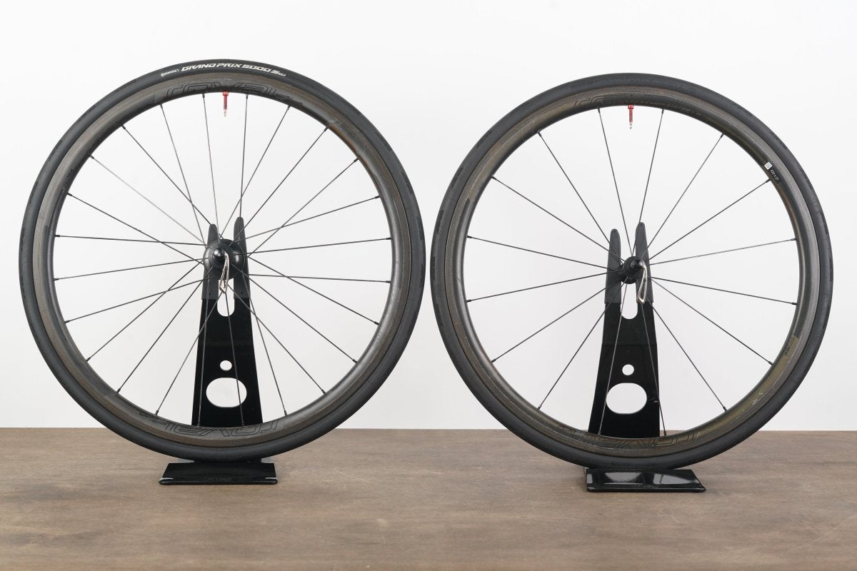 Roval CLX 32 Carbon Tubeless Clincher Rim Brake Wheelset Shimano/SRAM 11 Speed