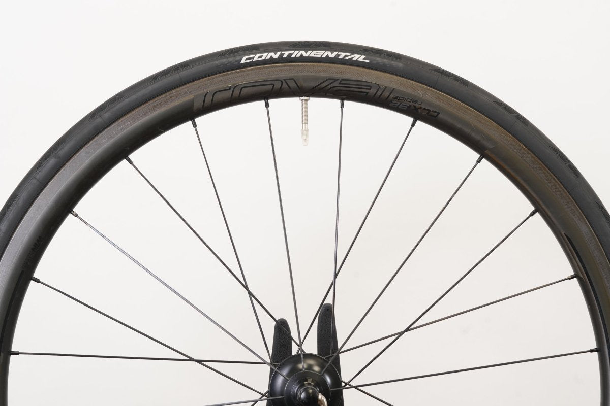 Roval CLX 32 Carbon Tubeless Clincher Rim Brake Wheelset Shimano/SRAM 11 Speed